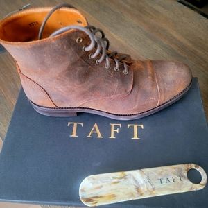 Taft Dragon Boots.